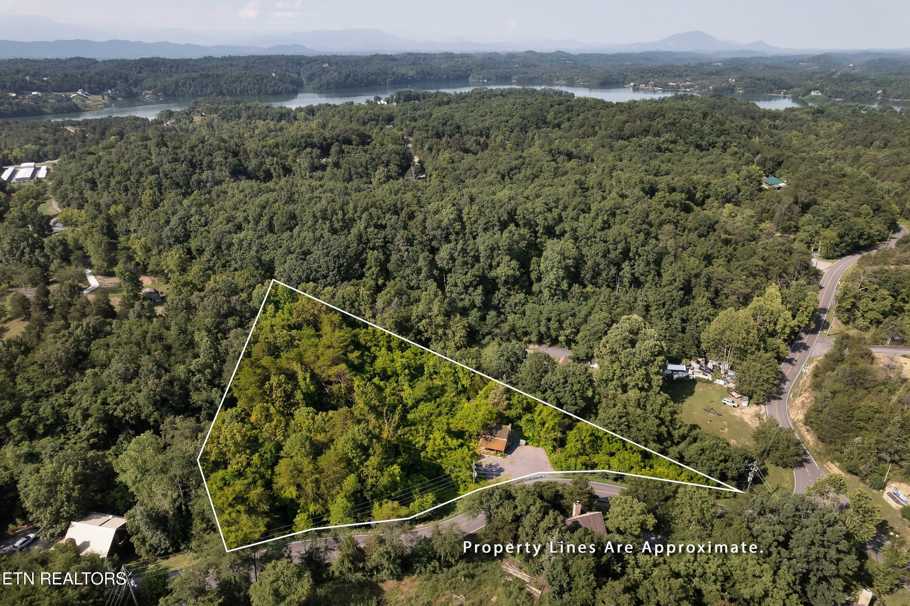 Property Photo: 2607 Windfall Estates Drive TN 37876