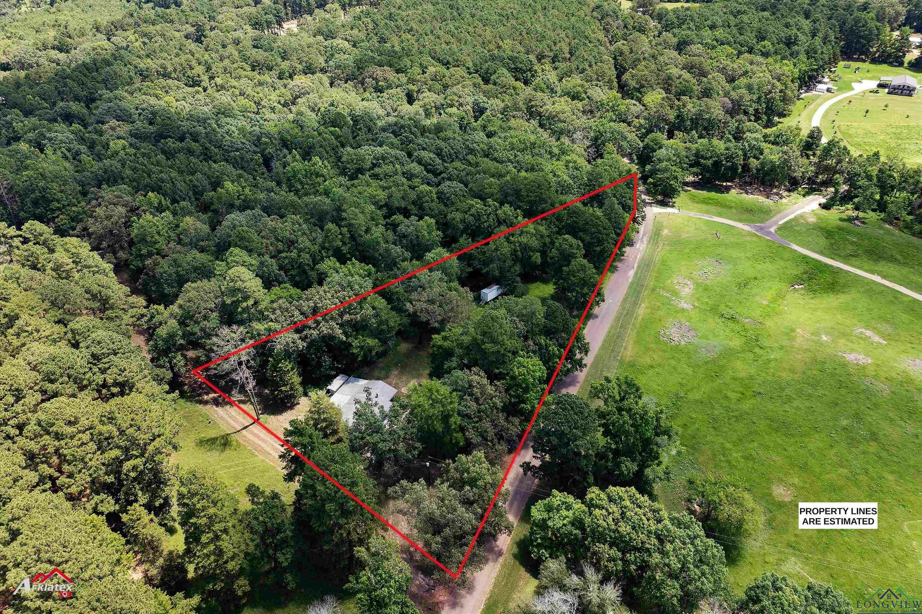 Property Photo:  508 W Country Club Rd.  TX 75605 