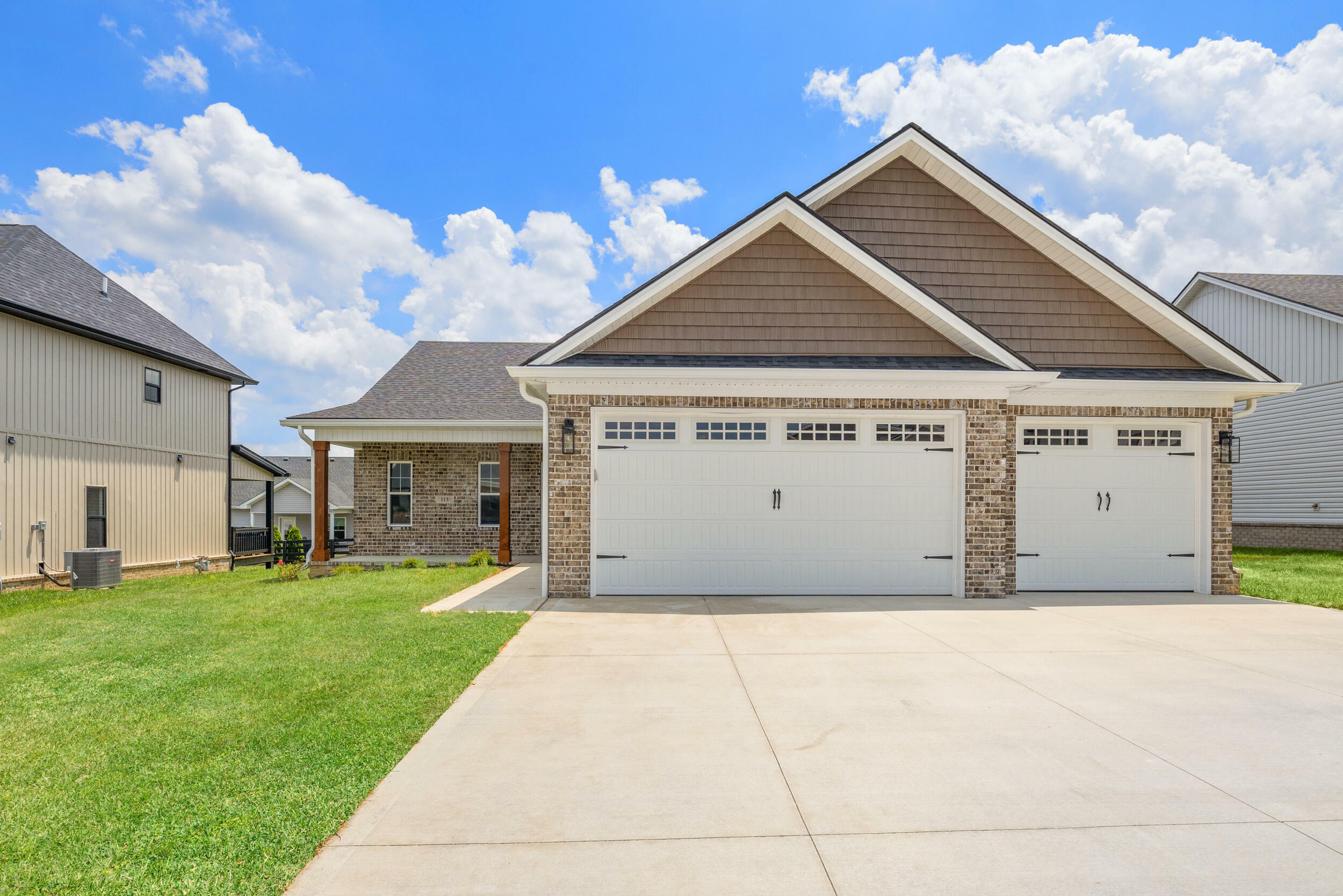 Property Photo:  113 Peoples Meadow  KY 40356 