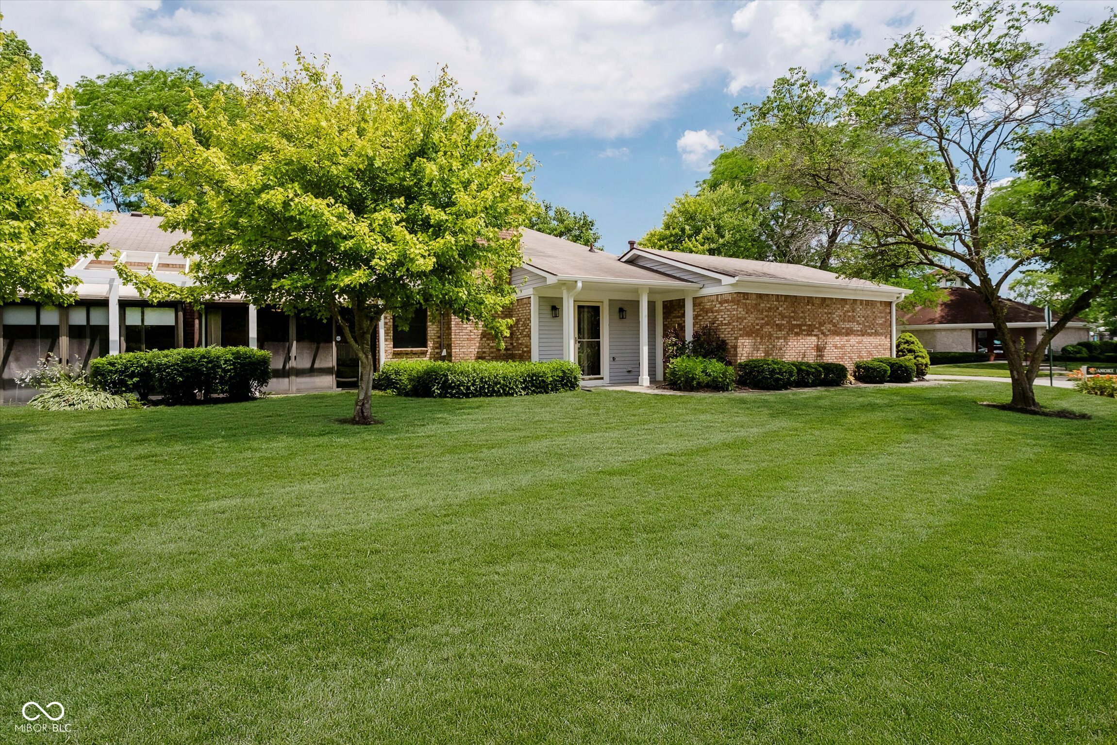 Property Photo: 1540 Roanoke Drive IN 46077