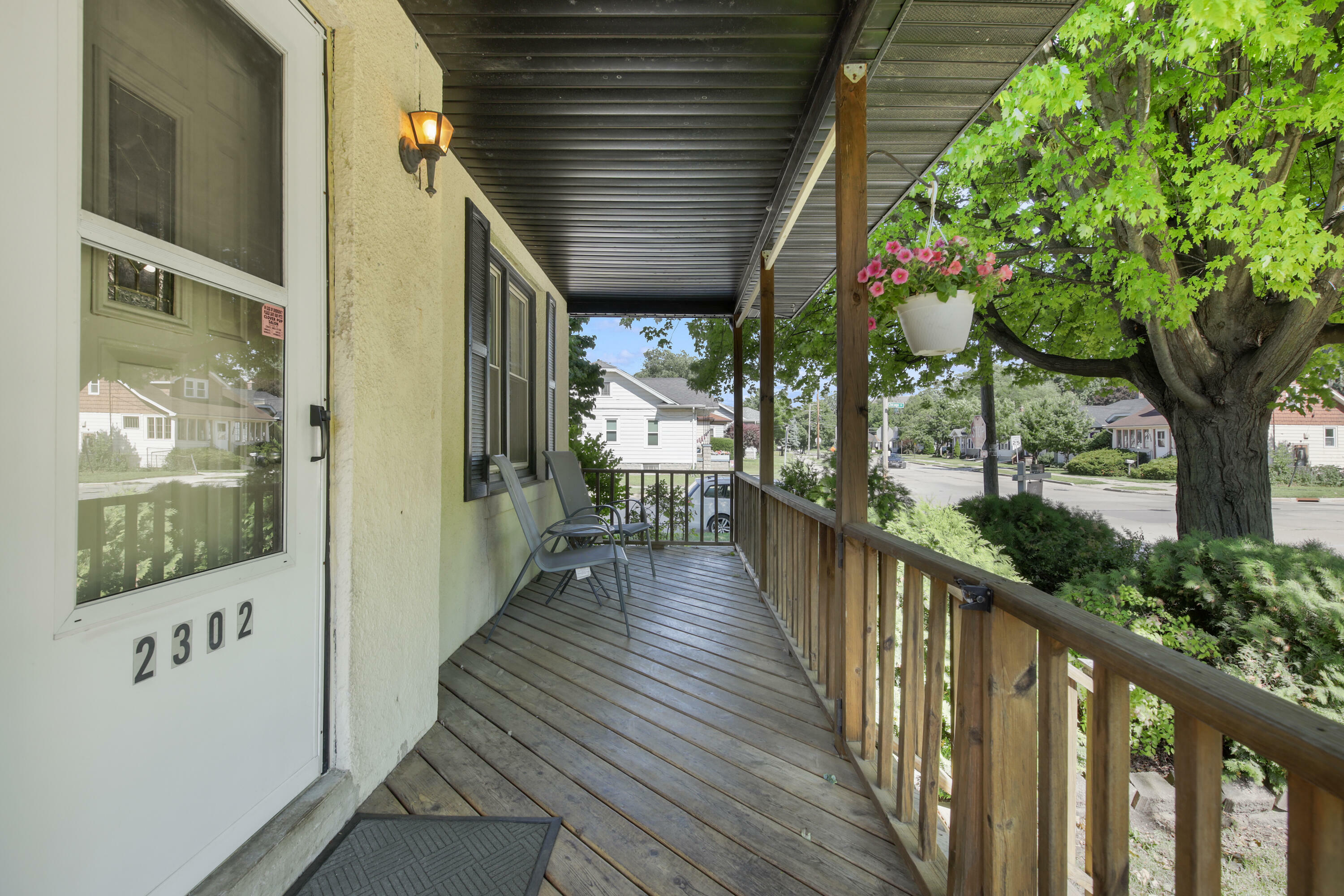 Property Photo: 2302 Rupert Blvd WI 53405