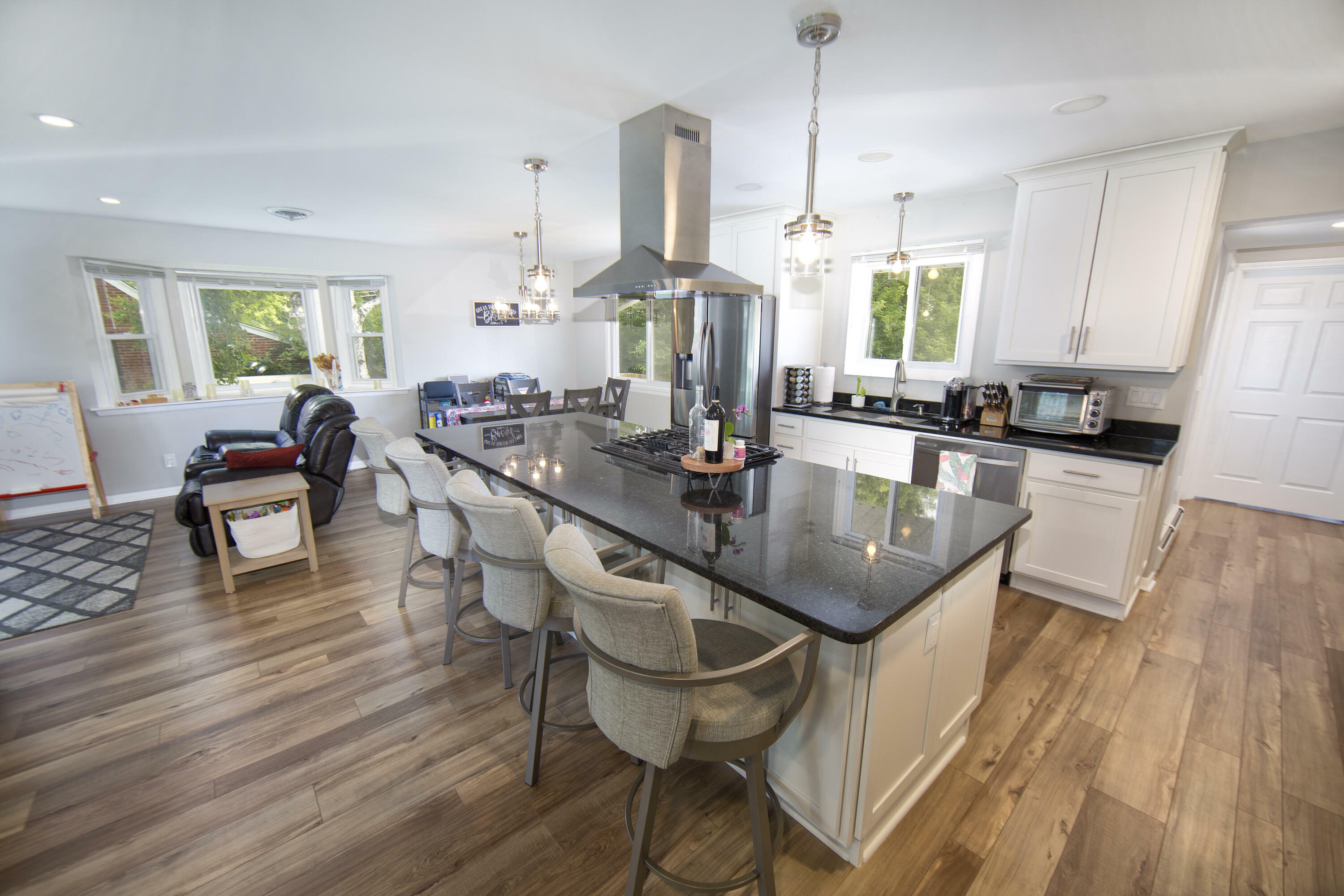 Property Photo: N88w17123 Elmwood Dr WI 53051