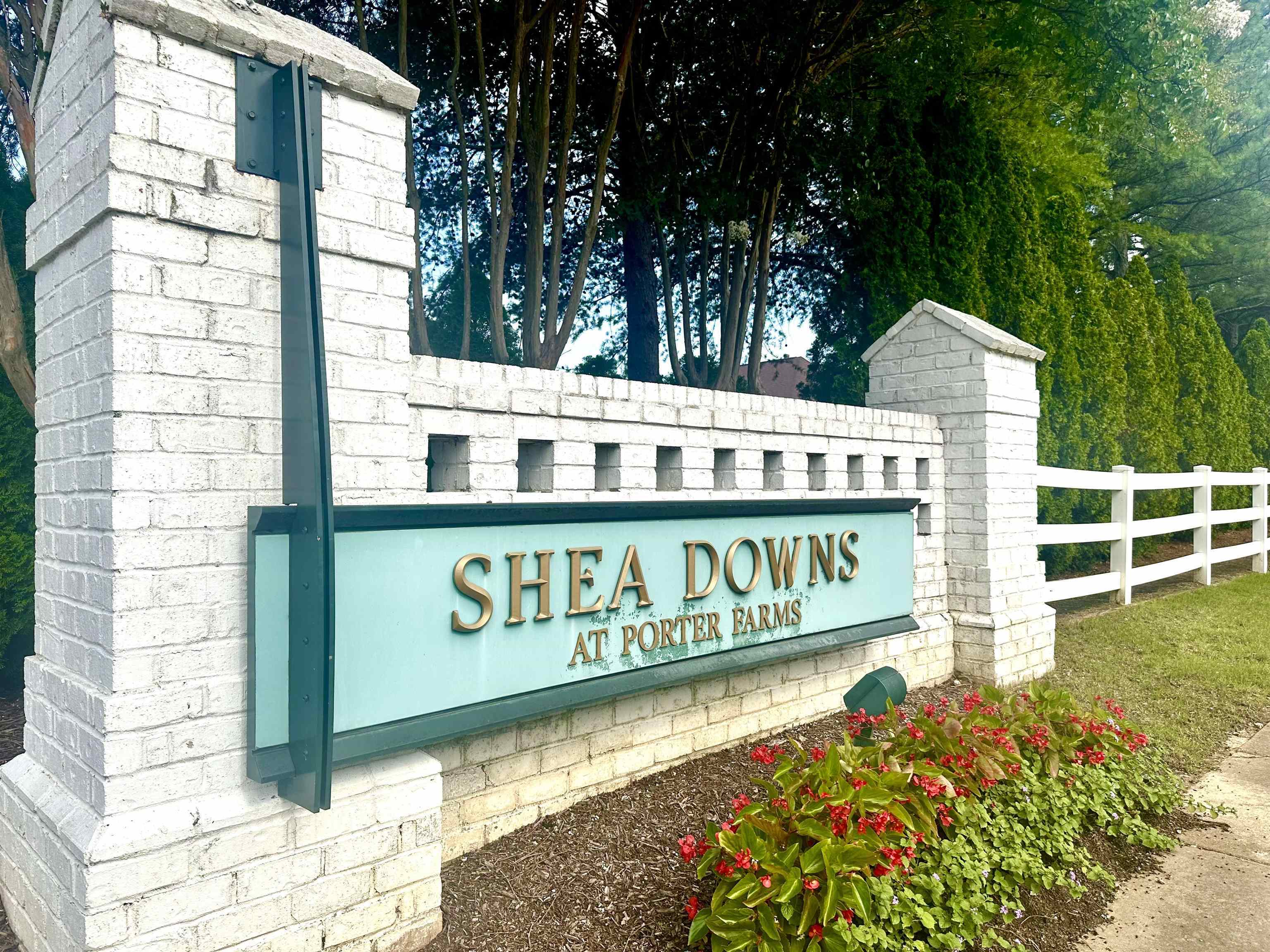 Property Photo:  213 Seattle Slew Dr 48  TN 38017 