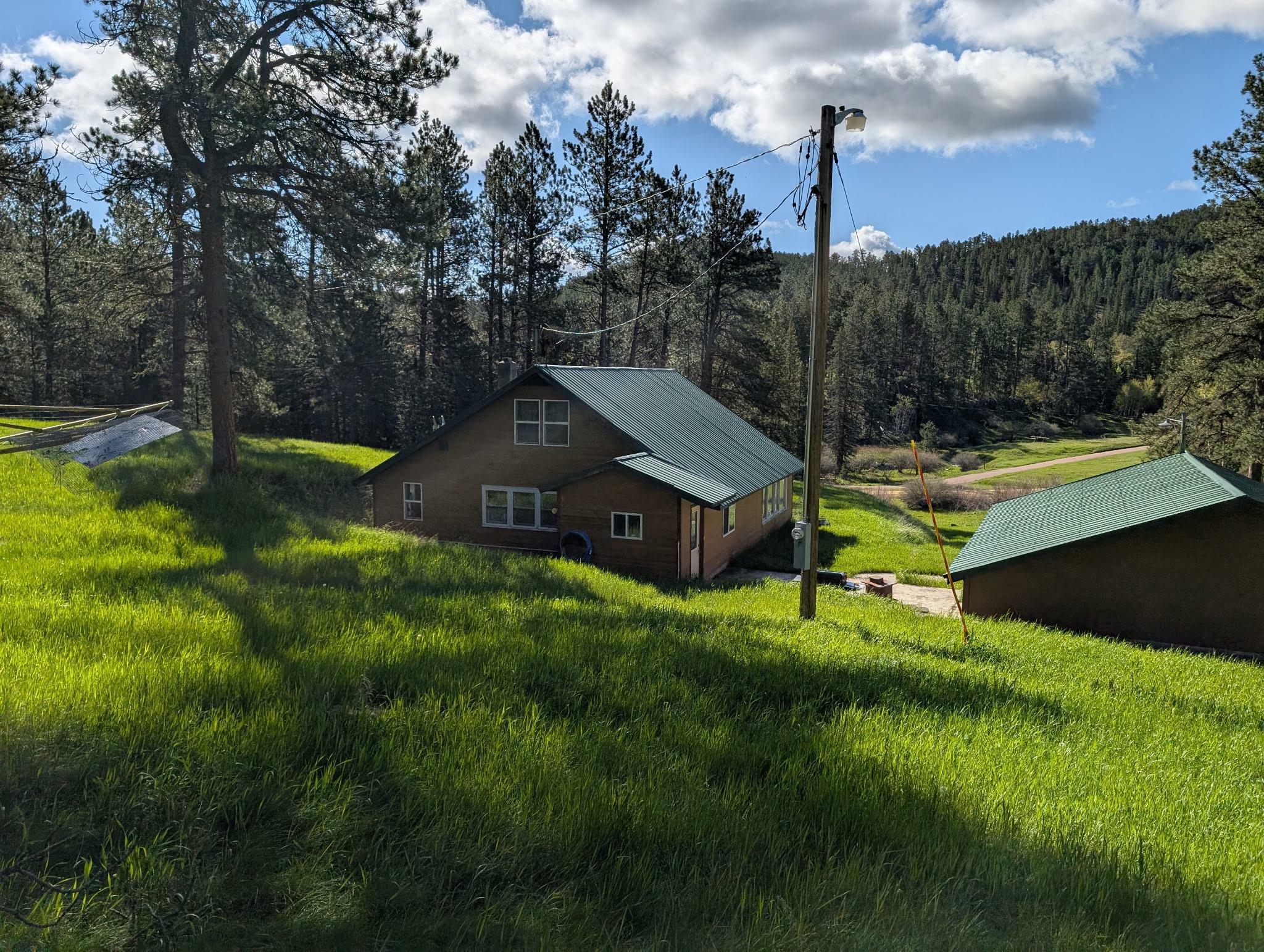 Property Photo: 21393 Englewood Road SD 57754