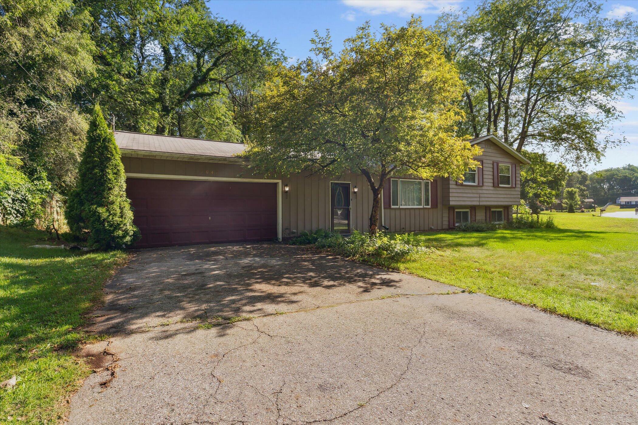 Property Photo: 5047 Savannah Avenue MI 49048