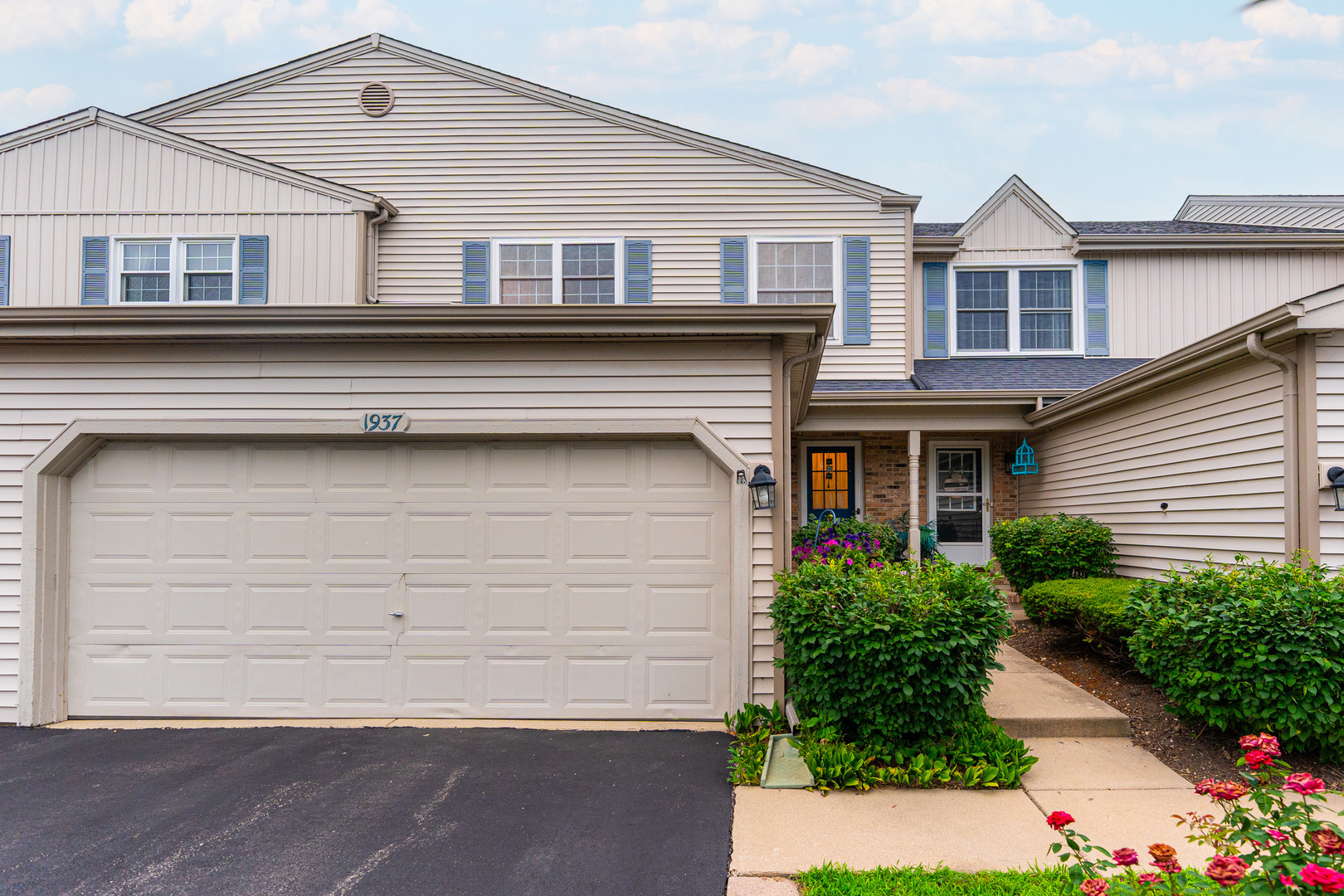 Property Photo:  1937 Bayview Lane 0  IL 60506 