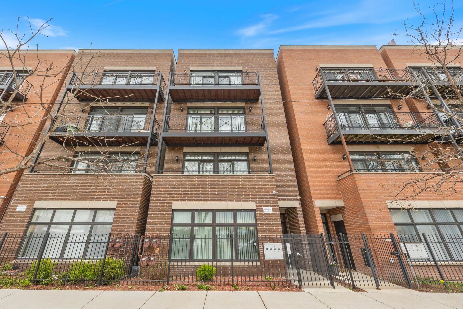 Property Photo:  3126 W Walton Street 2  IL 60622 