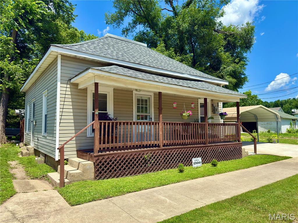 Property Photo: 435 Main Street MO 65550