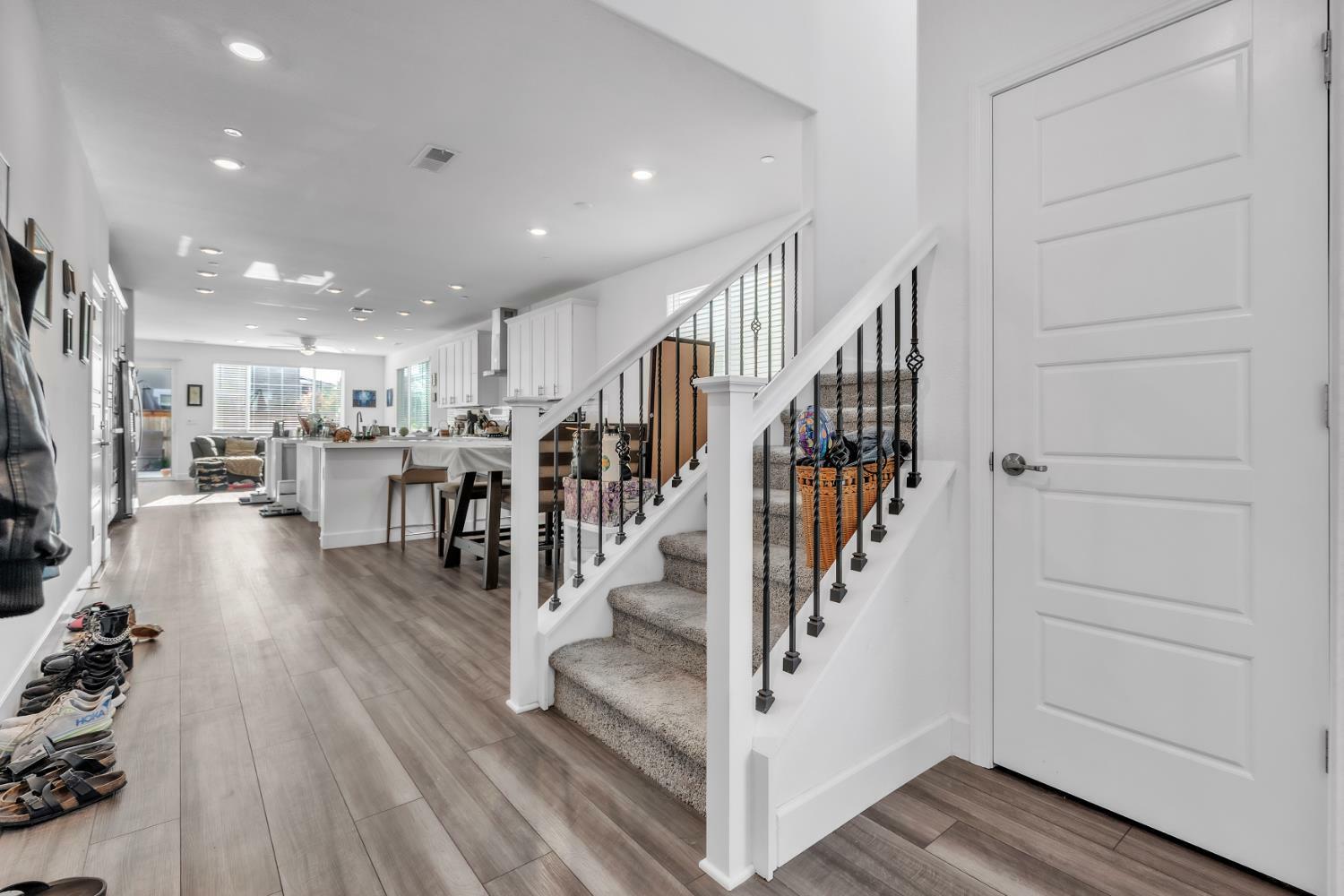 Property Photo: 5913 Filial Street CA 95835