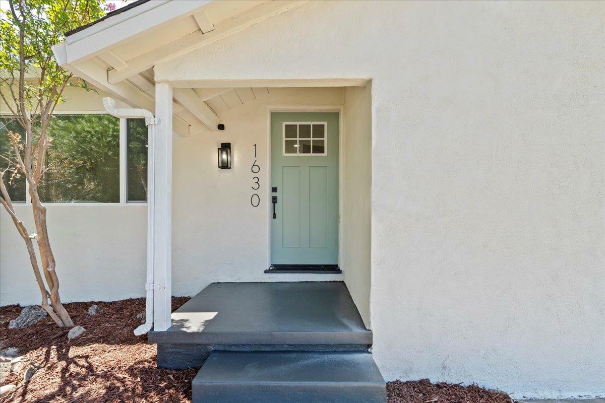 1630 Shirley Drive  Sacramento CA 95822 photo