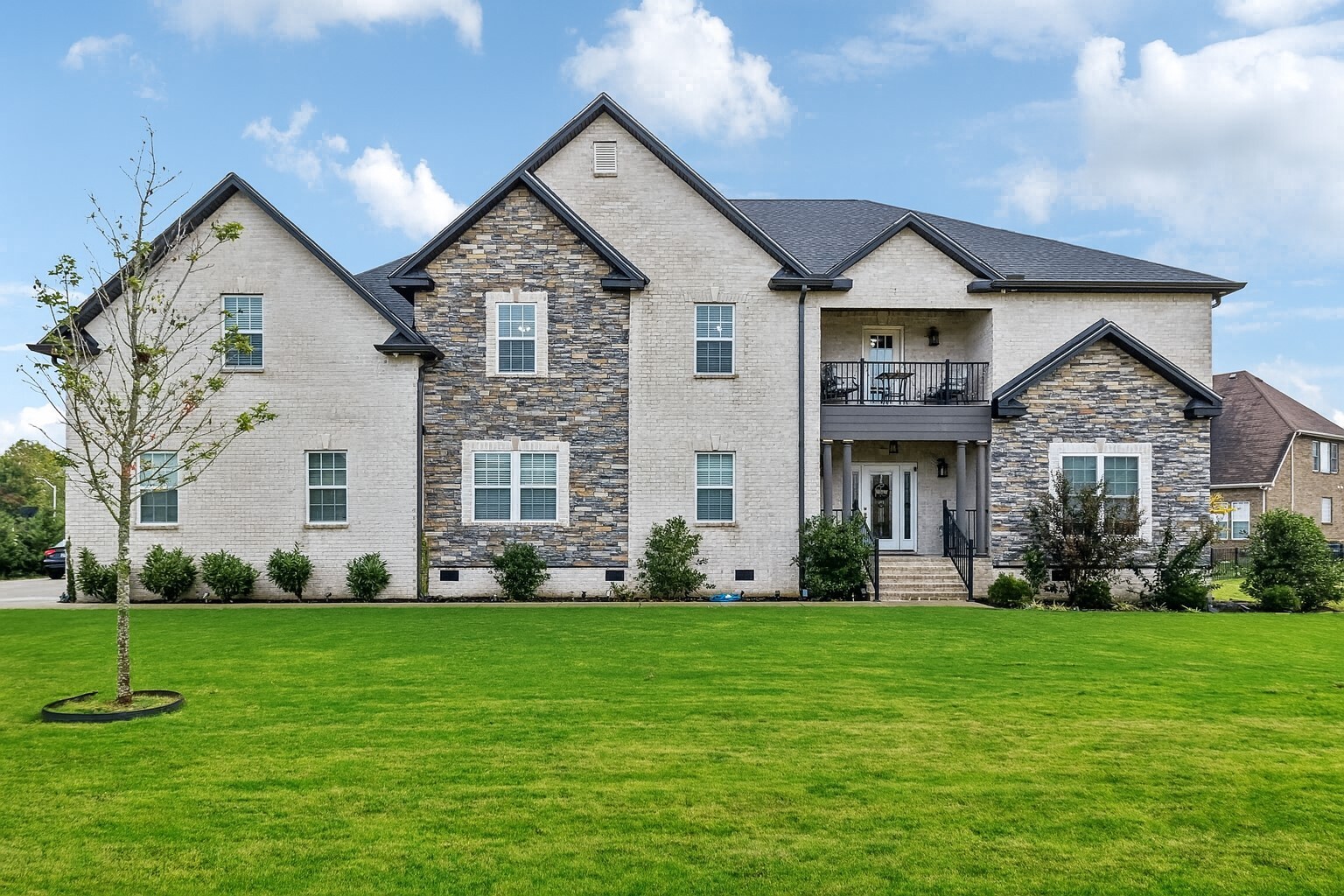 2737 Beaulah Dr  Murfreesboro TN 37128 photo
