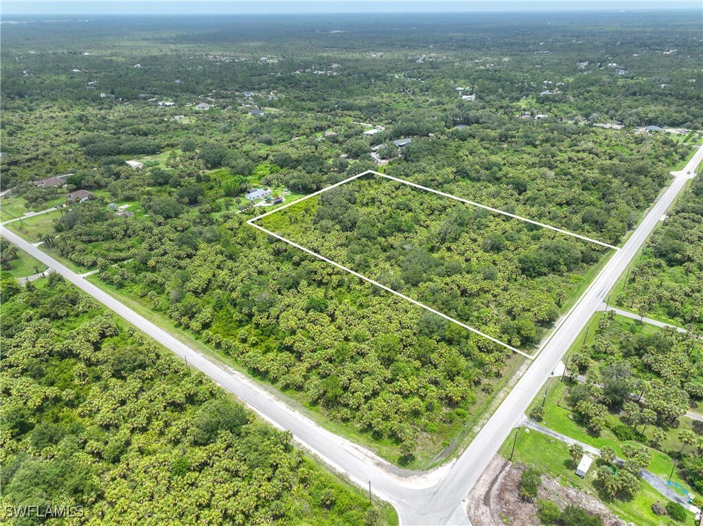 Property Photo: 2765 Everglades Boulevard S FL 34117