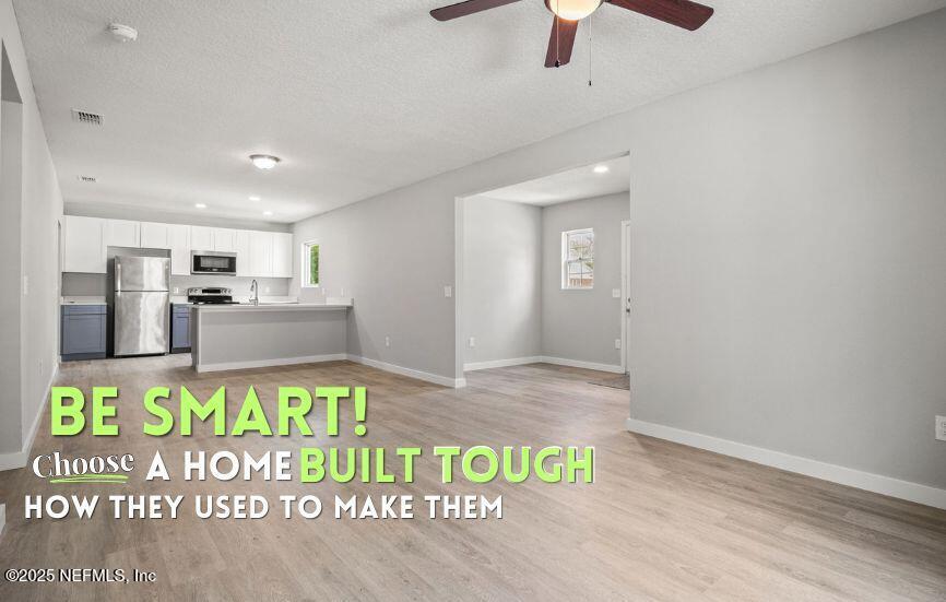 Property Photo: 1588 W 15th Street FL 32209