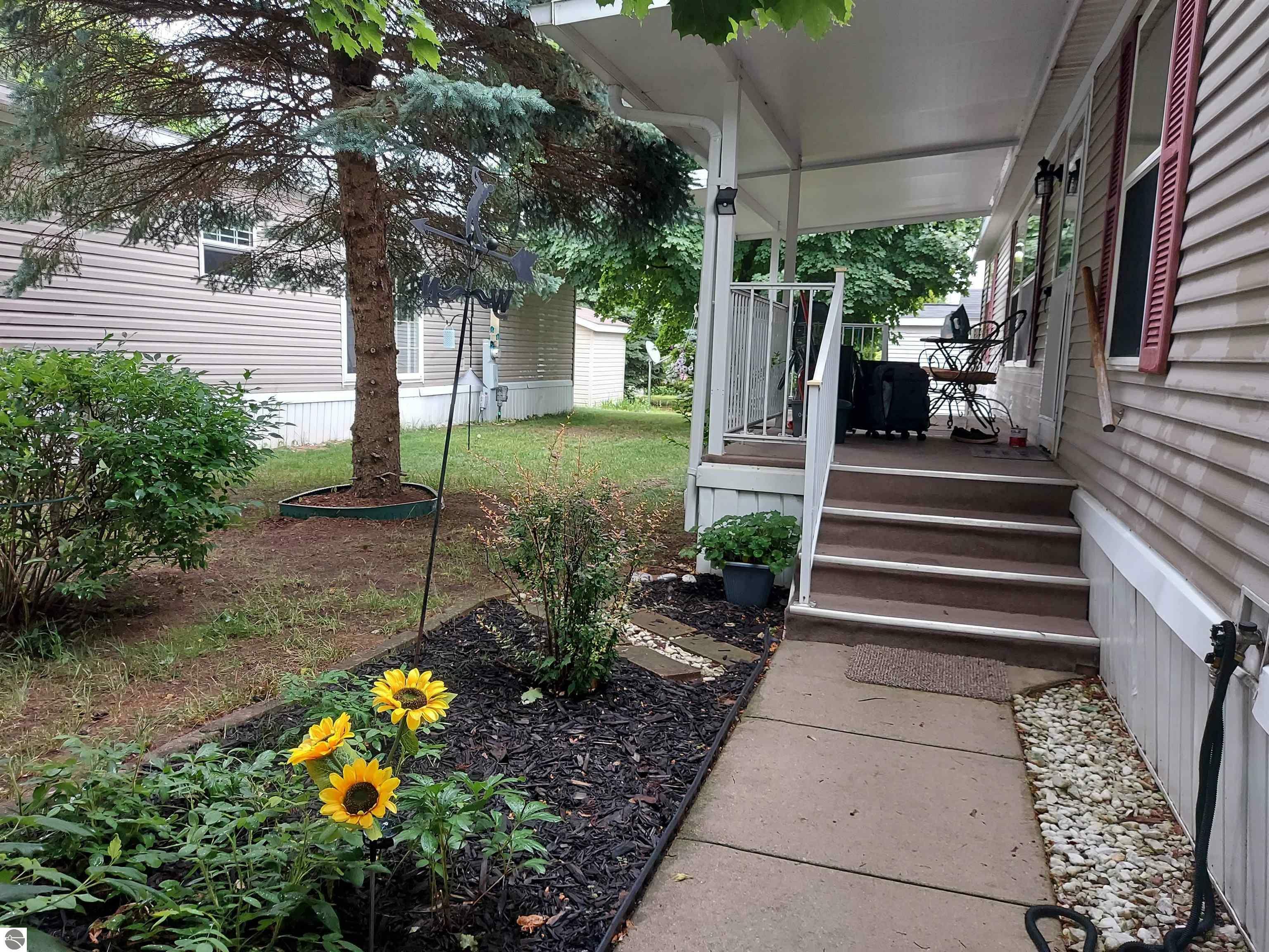 Property Photo: 2426 Treelane Drive MI 49686