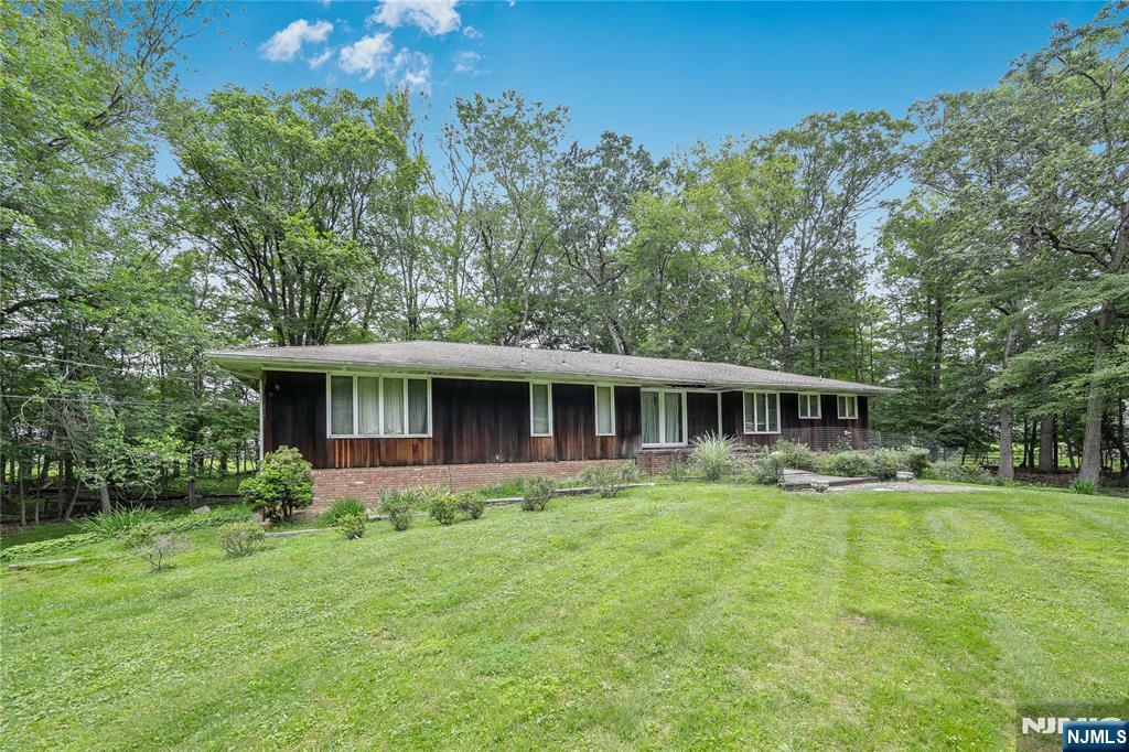 Property Photo: 25 Stevenson Lane NJ 07458