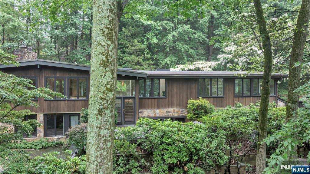 Property Photo:  37 Lenape Drive  NJ 07045 