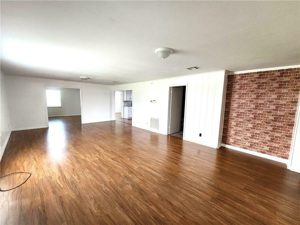 Property Photo: 734 & 734 1/2 Bellanger Street LA 70058