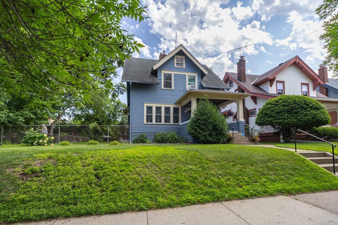 Property Photo: 1000 Fairmount Avenue MN 55105