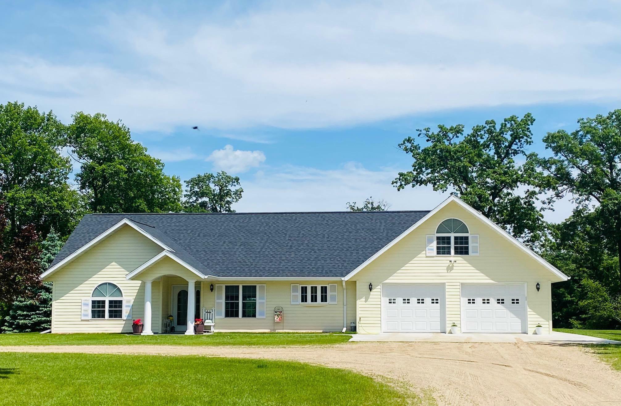 Property Photo: 31134 170th Street MN 56501