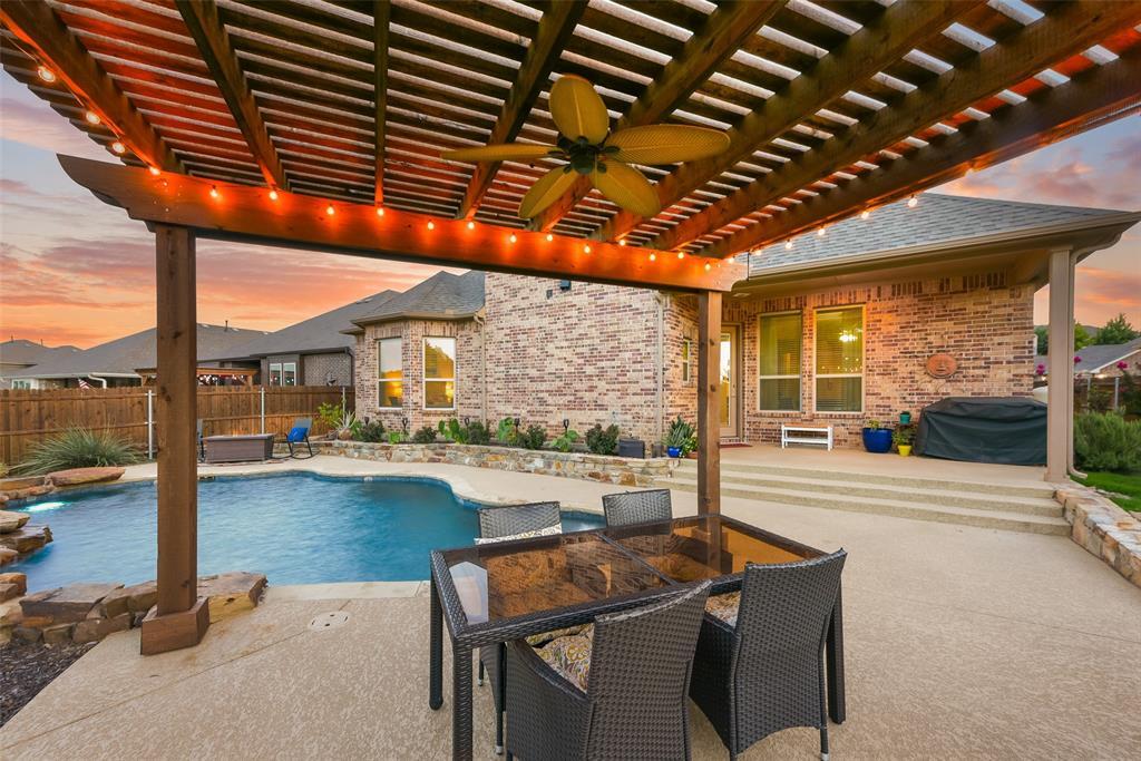 Photo de la propriété: 406 Oakcrest Drive TX 76247