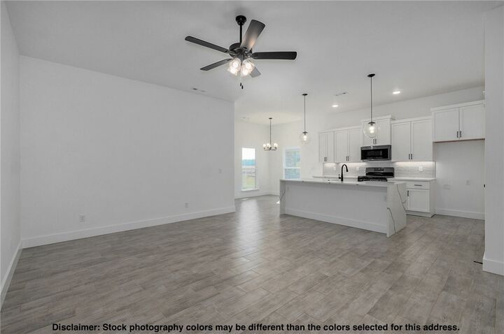 Property Photo: 3700 N Wiley Drive AR 72761