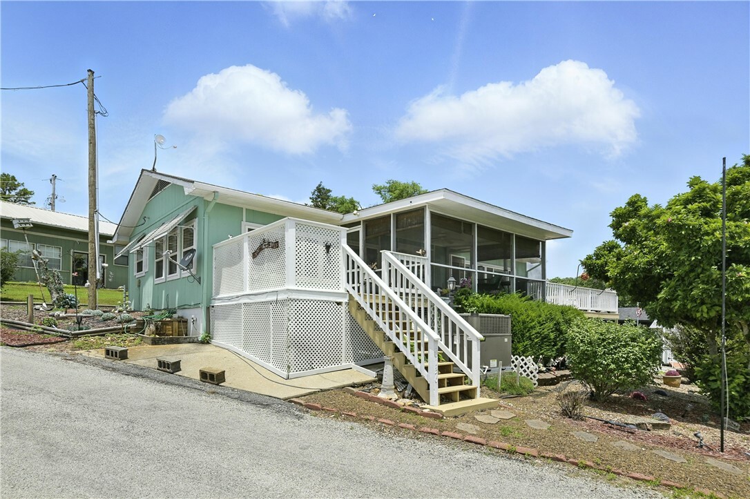 Property Photo: 28136 Lone Pine MO 65641