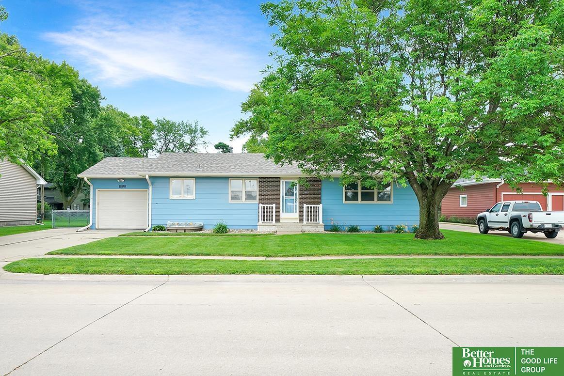 Property Photo: 1800 N Clarmar Avenue NE 68025