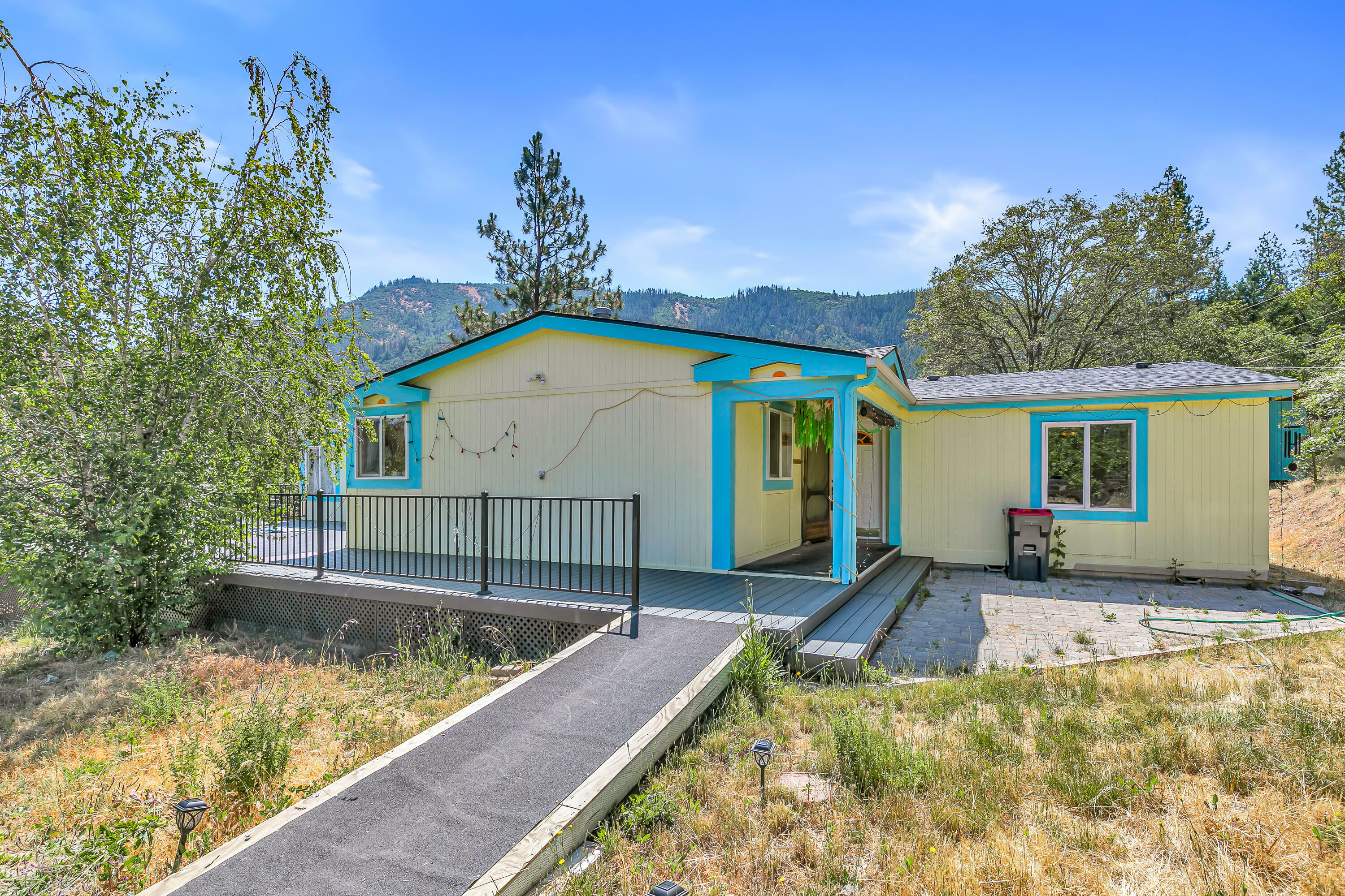 Property Photo:  8060 Upper Applegate Road  OR 97530 