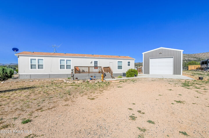 Property Photo:  2510 N Chippewa Road  AZ 86323 