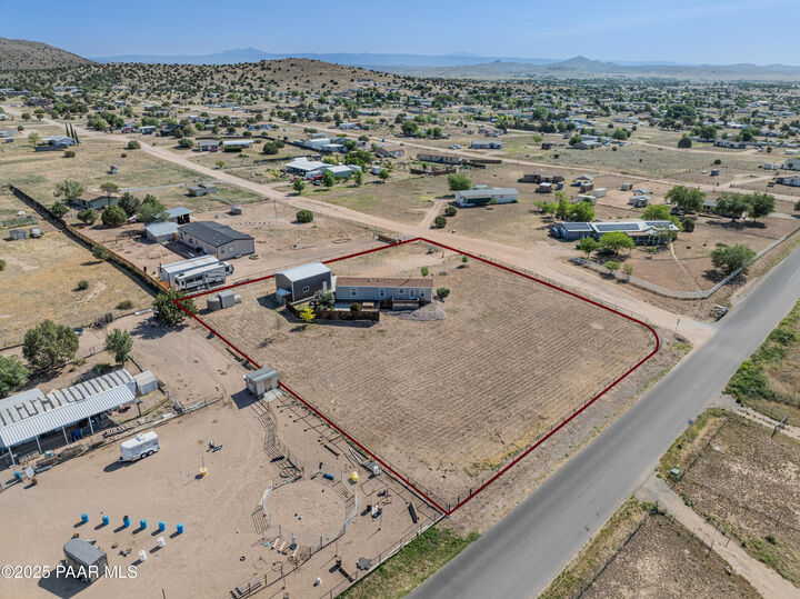 Property Photo:  2510 N Chippewa Road  AZ 86323 