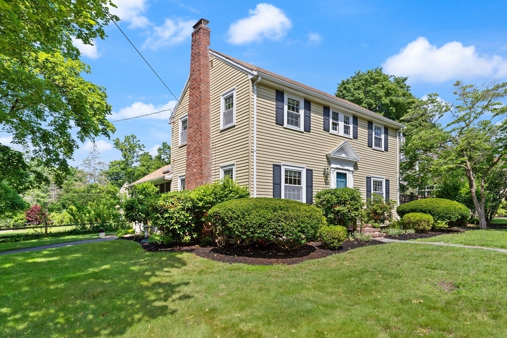 Property Photo:  4 Grand Street  MA 01867 