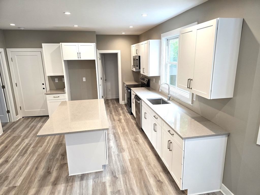Property Photo: 39 Fiske St 1 MA 02451