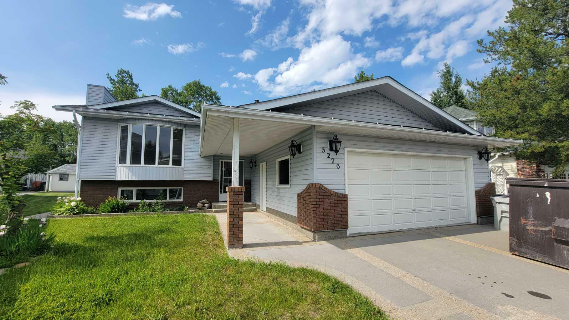 5226 18 Ave  Edson AB T7E 1G9 photo