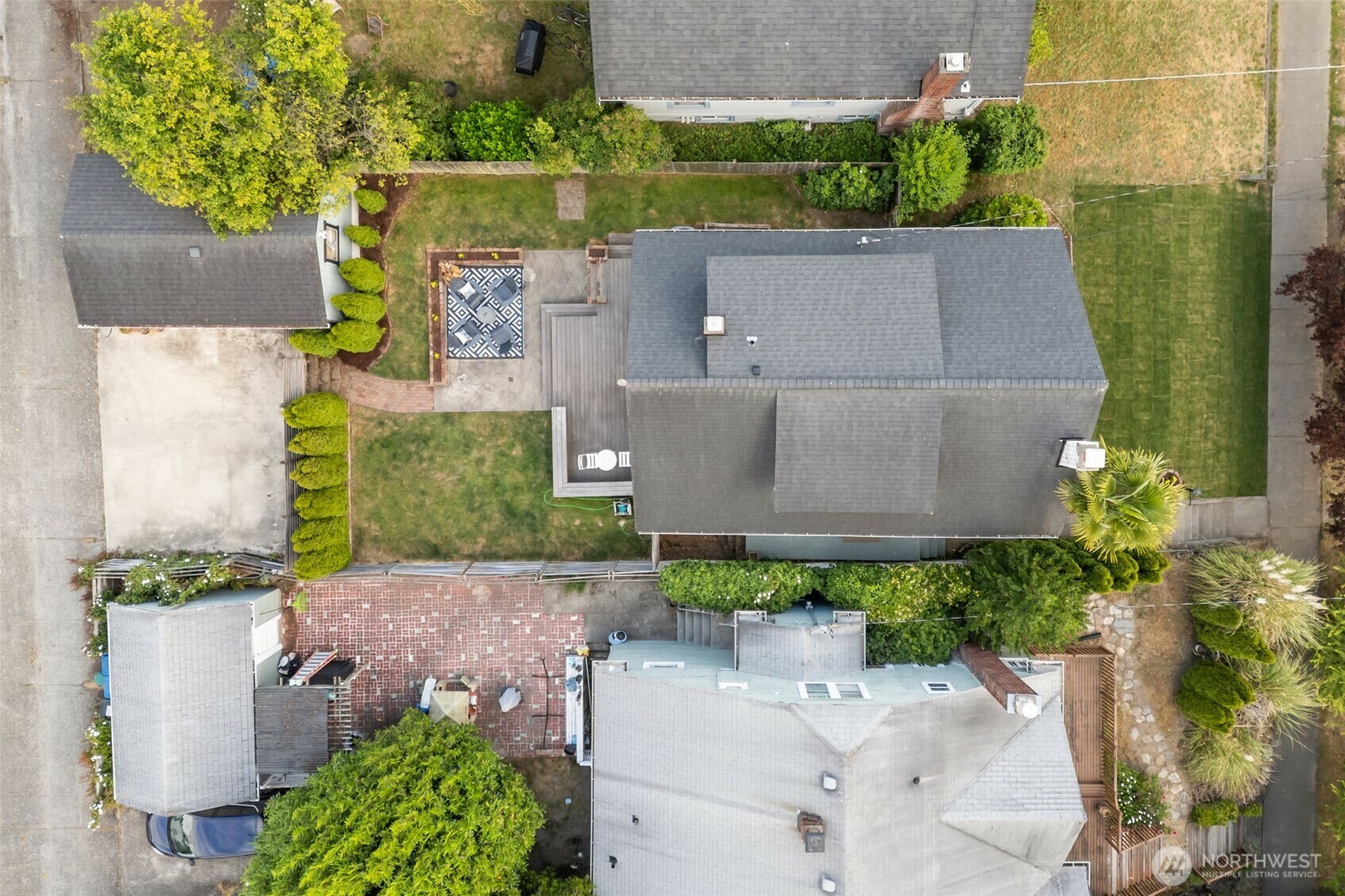 Property Photo:  3410  61st Ave SW  WA 98116 