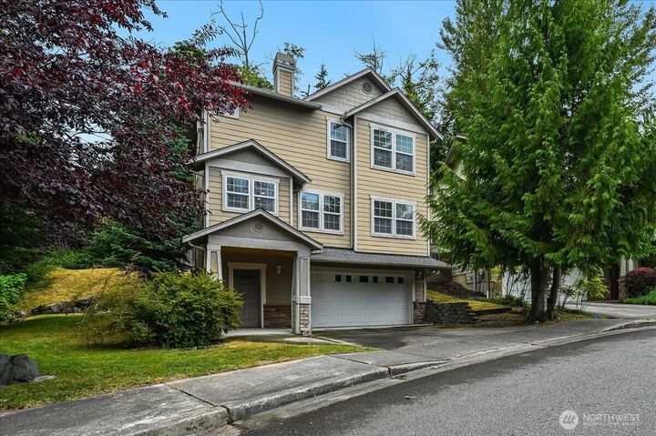 Property Photo:  4503  5th Drive SE  WA 98203 