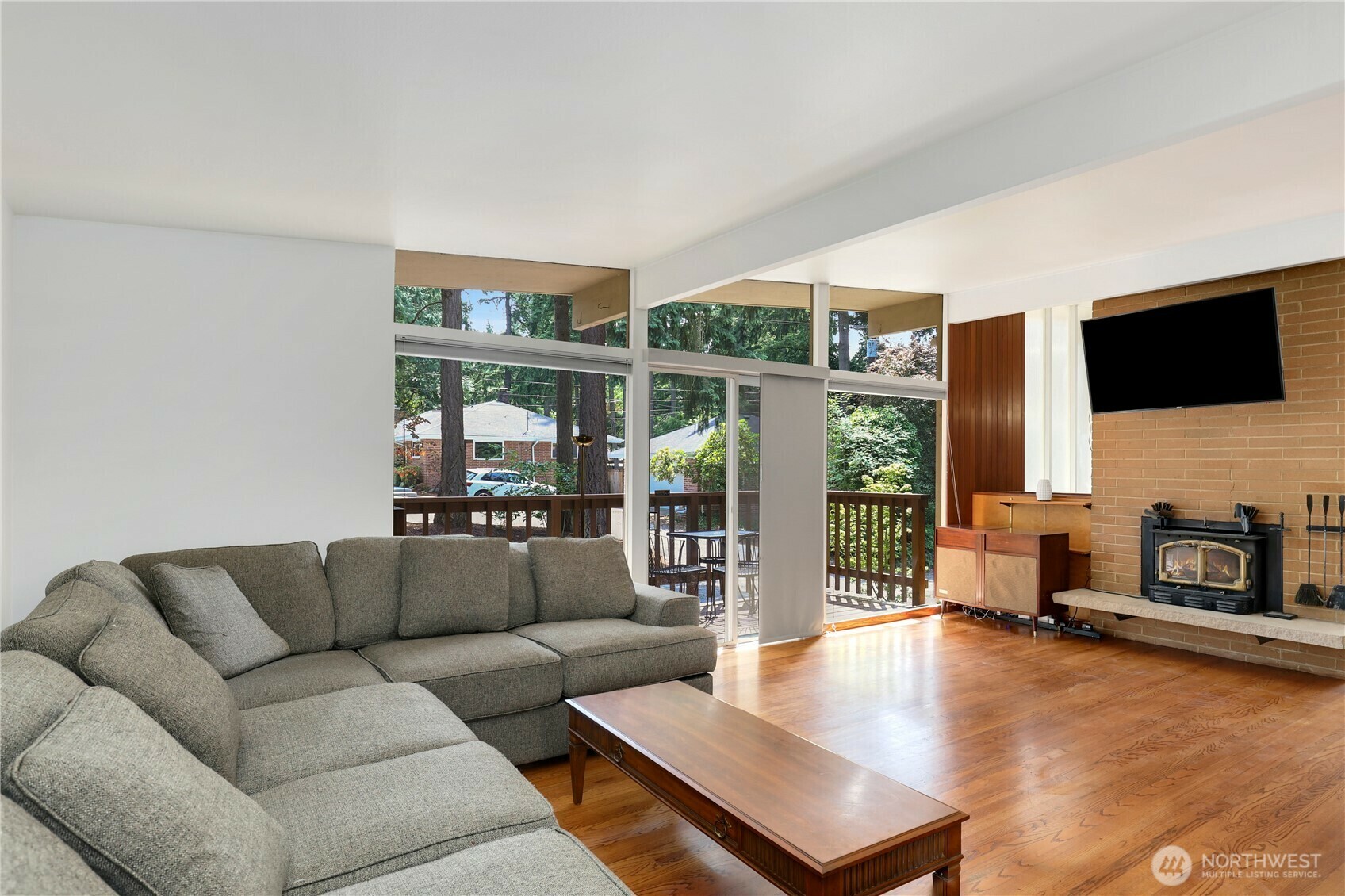 Property Photo: 20405 1st Avenue S WA 98198