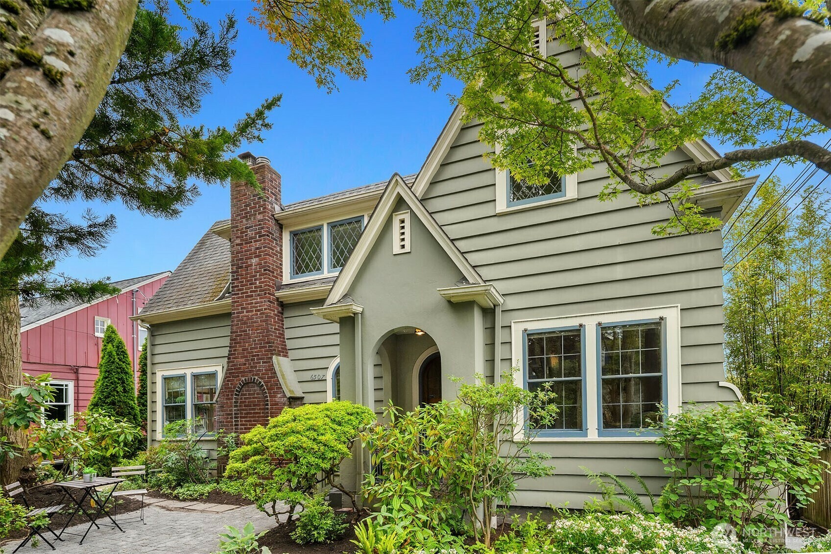 Property Photo: 6507 1st Avenue NW WA 98117