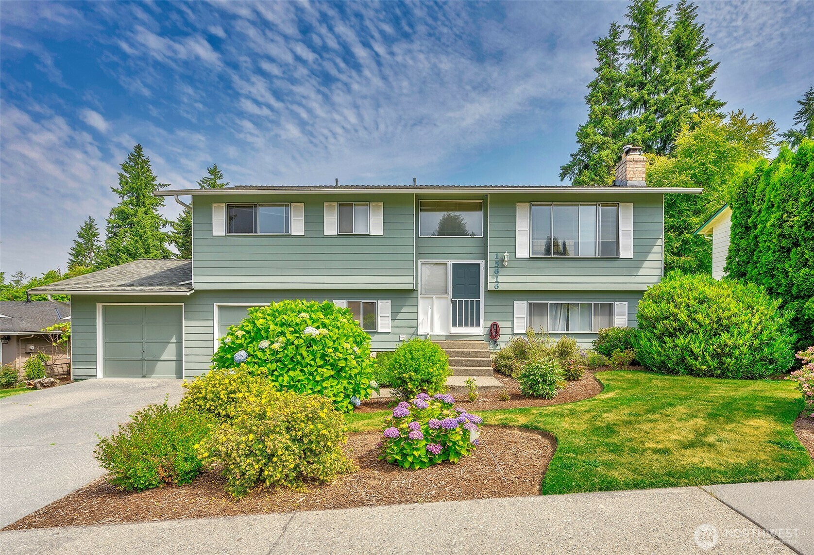 Property Photo: 15616 NE 112th Street WA 98052