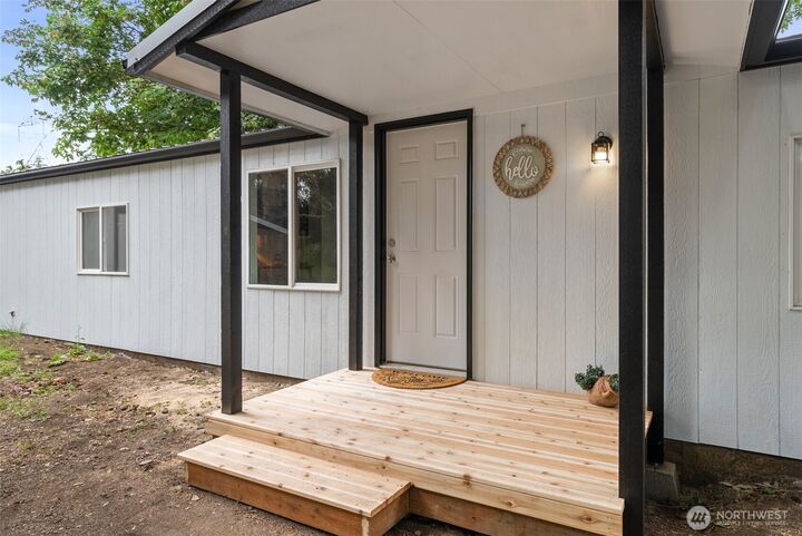 Property Photo: 8725 Whitewood Loop SE WA 98597