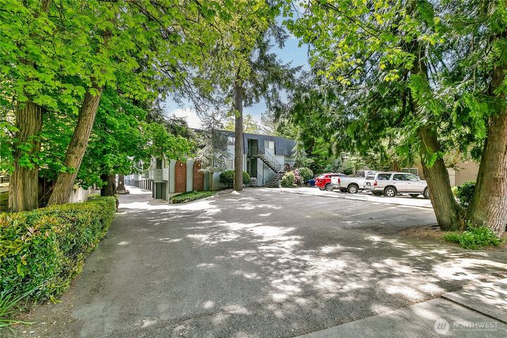 Property Photo:  7217 NE 175th Street 211  WA 98028 