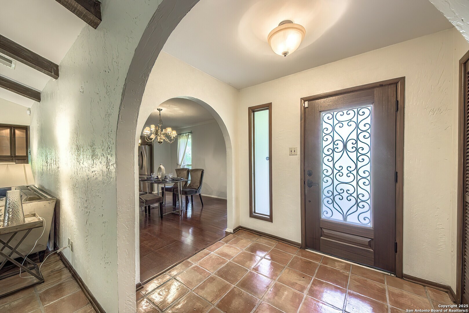 Property Photo:  106 Avenida Del Sol  TX 78232 