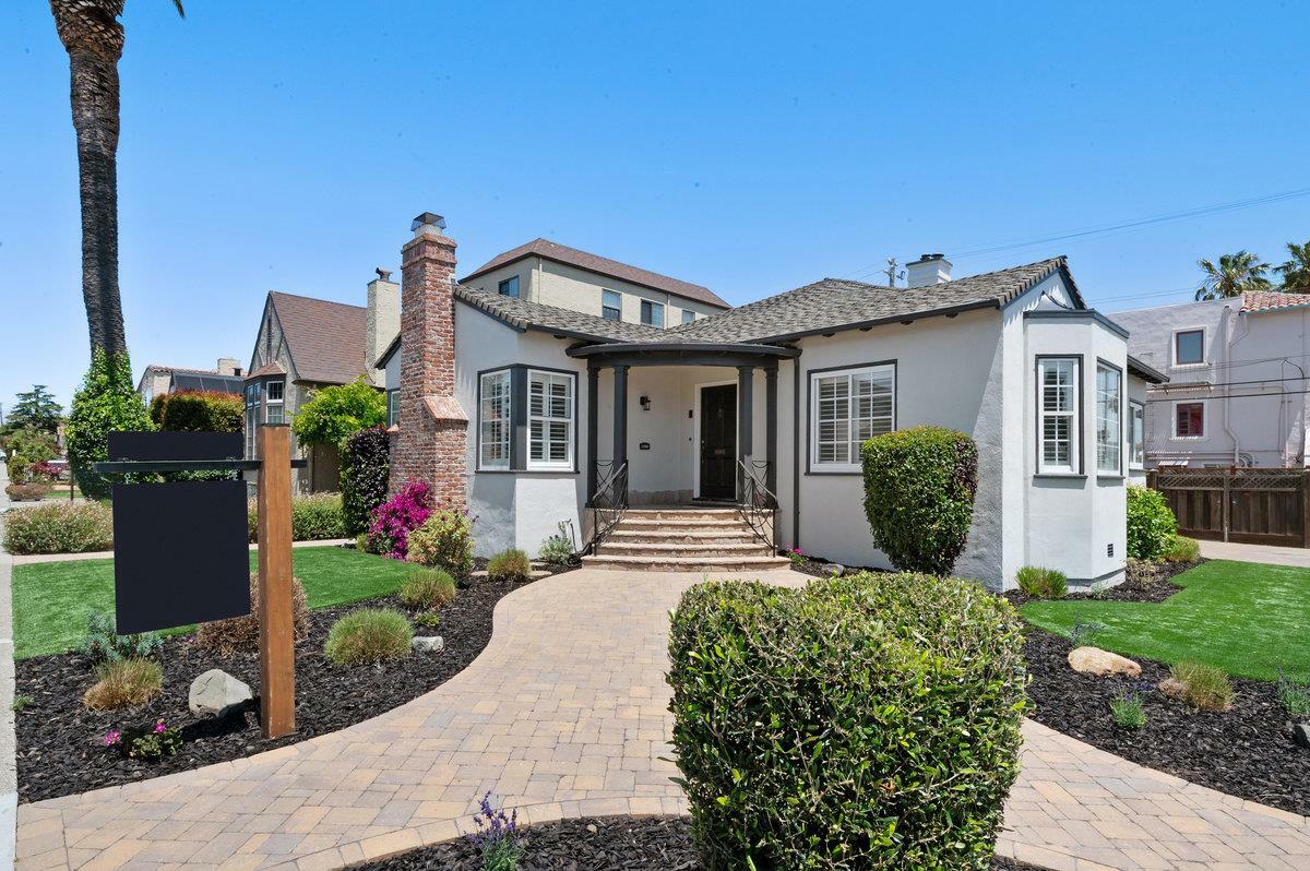 Property Photo: 400 Magnolia Avenue CA 94030