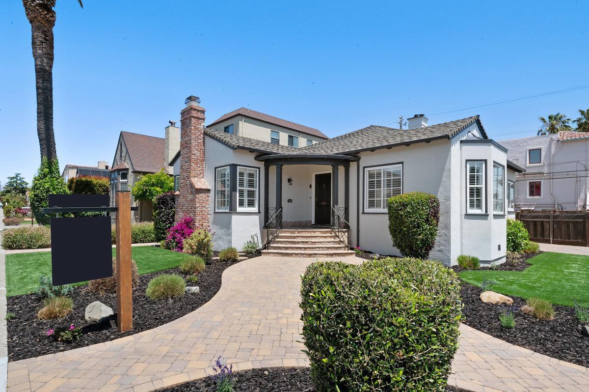Property Photo: 400 Magnolia Avenue CA 94030