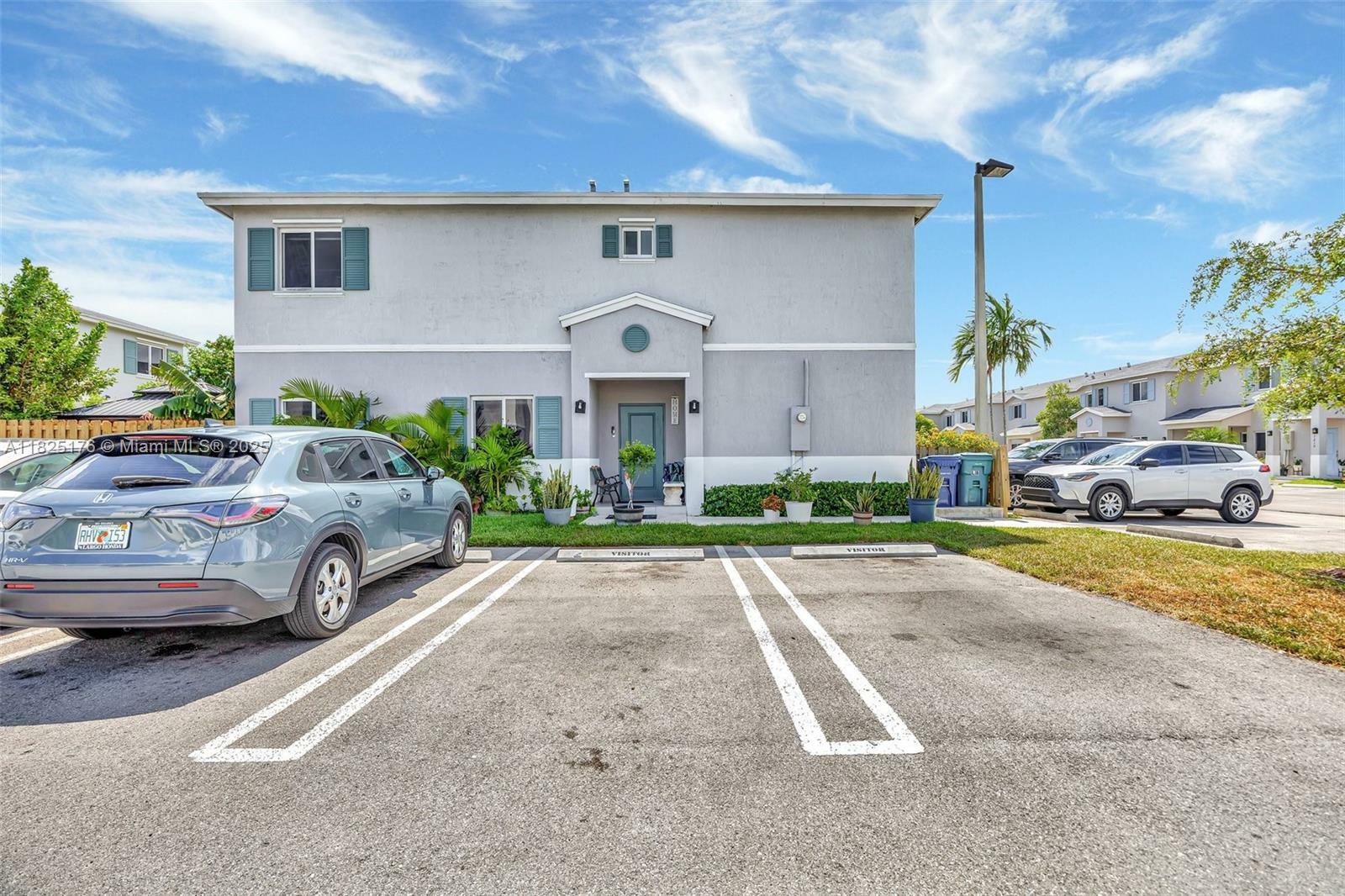 Property Photo: 1205 NW 4th Ln FL 33034