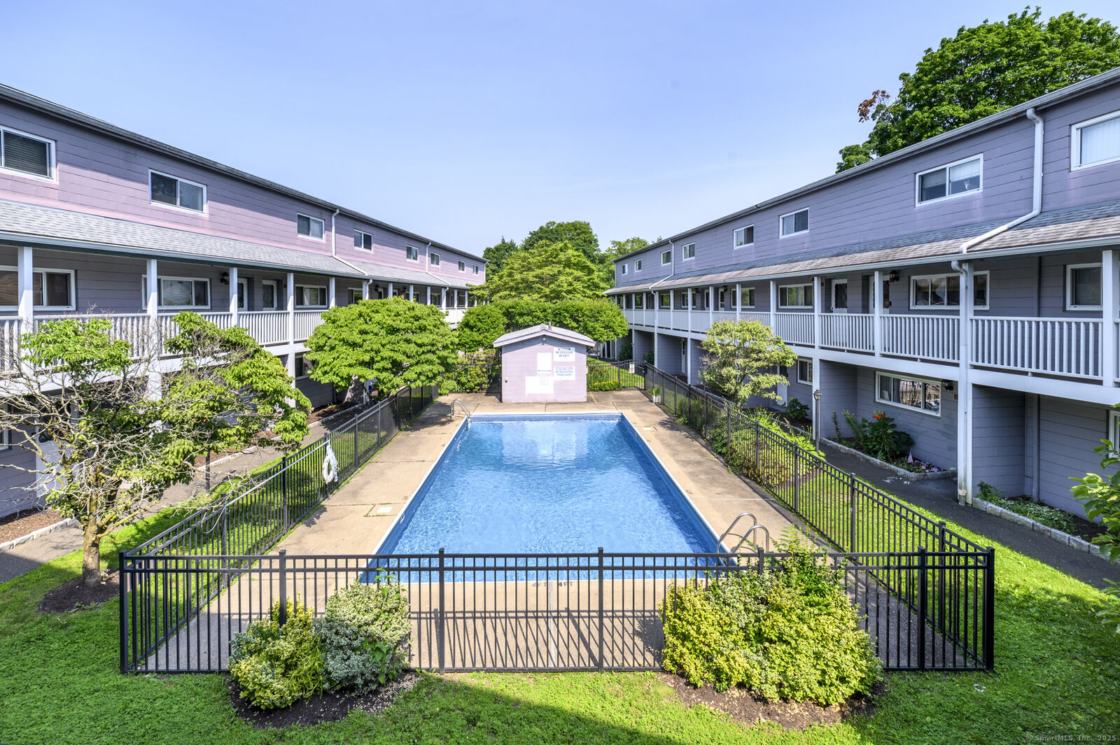 Property Photo:  4 Union Avenue Apt 23  CT 06851 