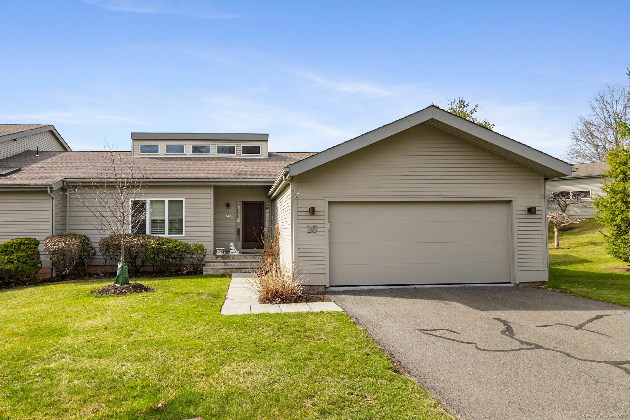 16 Thistle Hollow 16  Avon CT 06001 photo