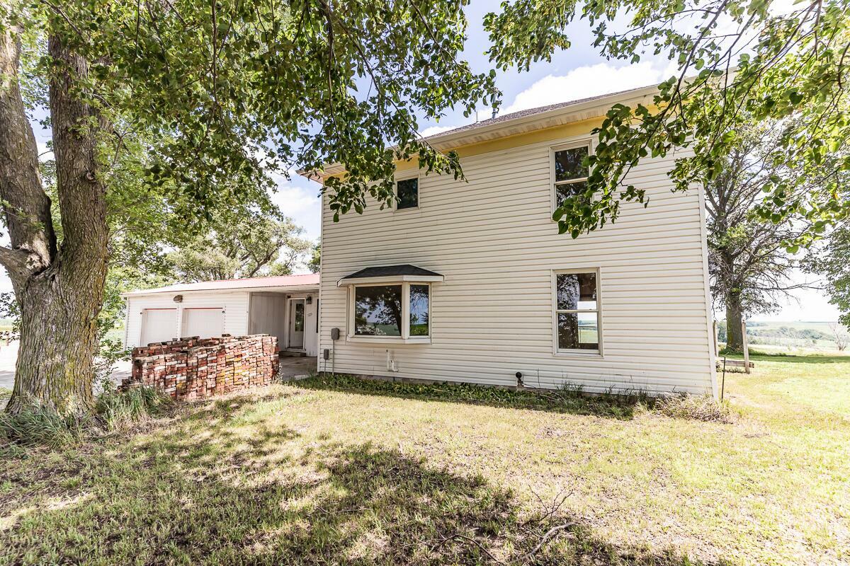 Property Photo: 1139 US-34 IA 51533