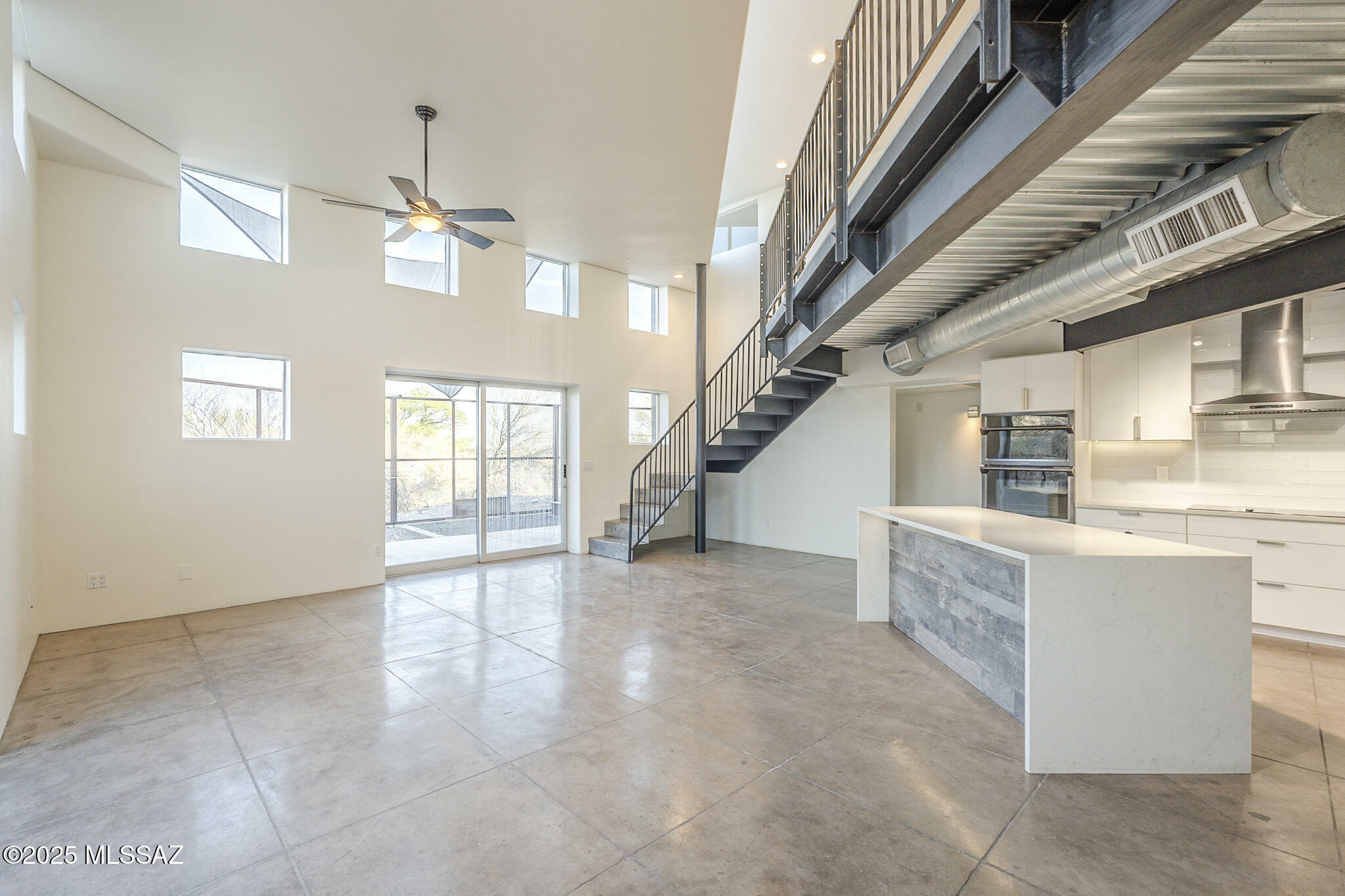 Property Photo: 6000 E River Road AZ 85750