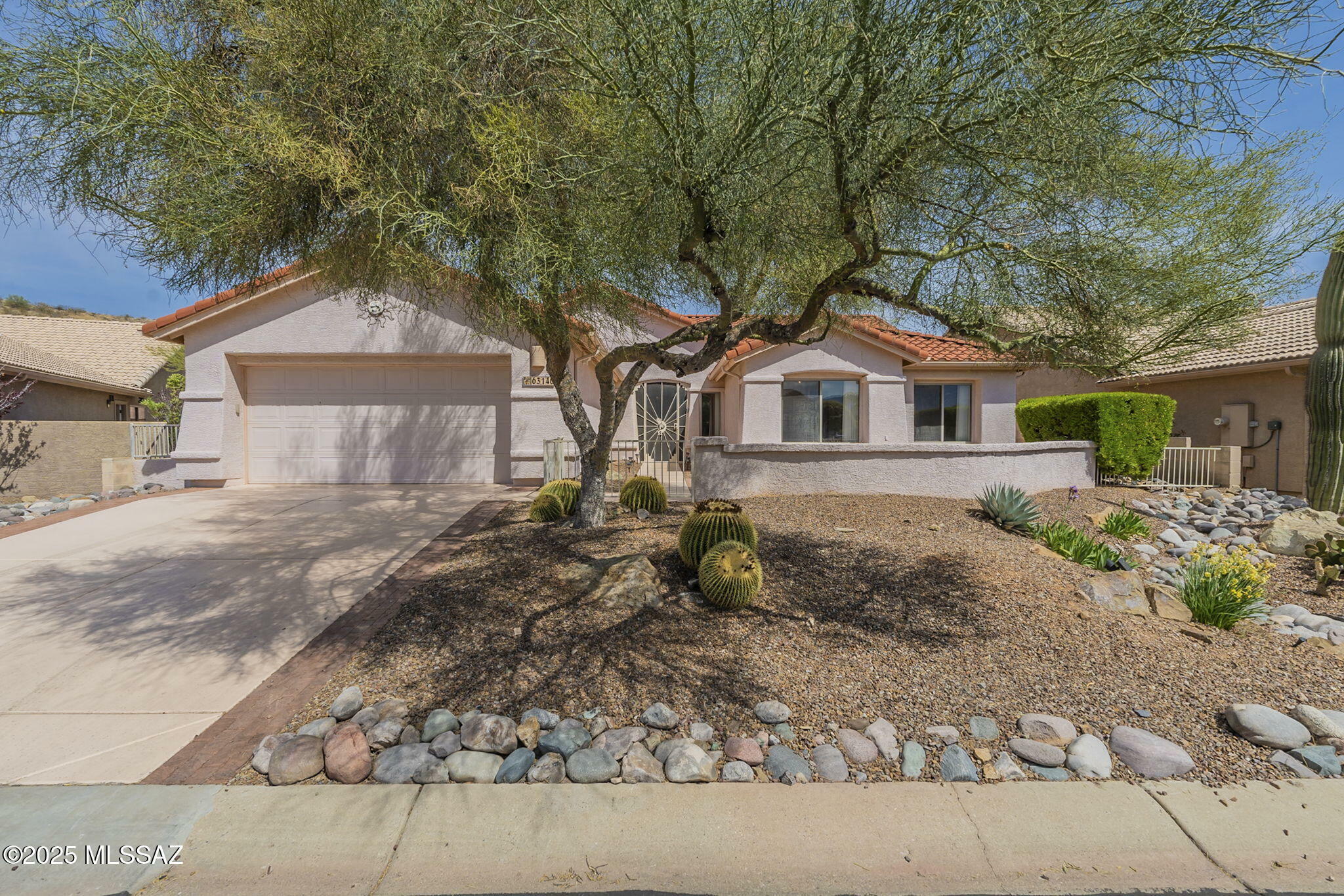 Property Photo:  63140 E Whispering Tree Lane  AZ 85739 