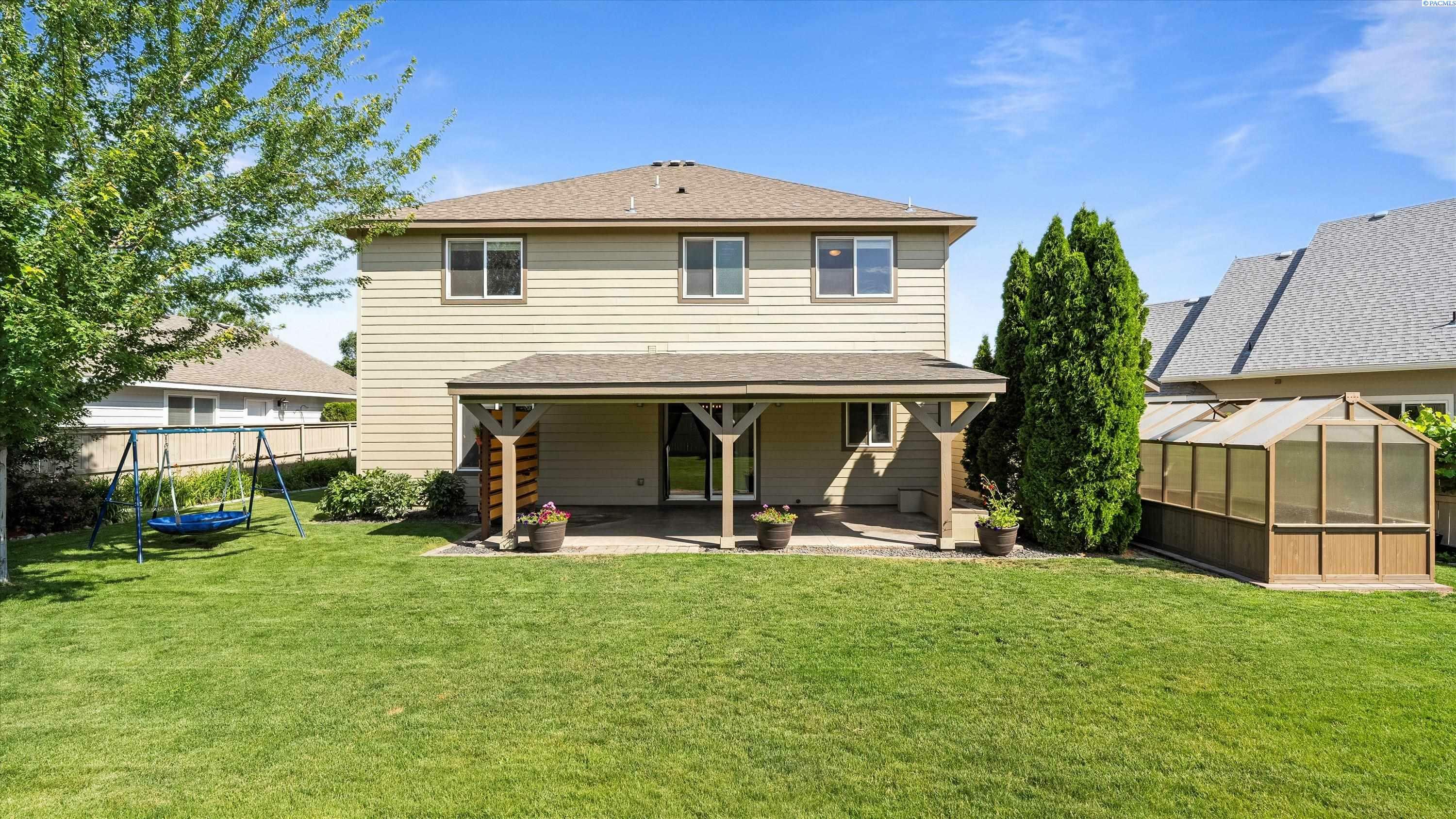 Property Photo: 5501 W 18th Ave WA 99338